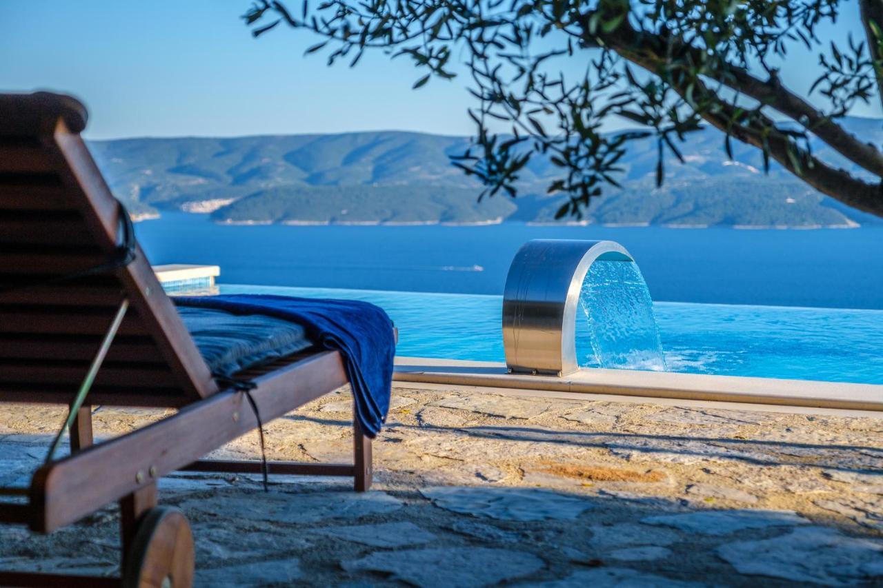 Villa Secluded Paradise Omis Ngoại thất bức ảnh