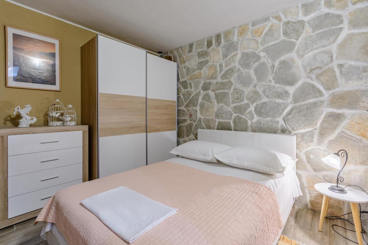 Villa Secluded Paradise Omis Ngoại thất bức ảnh
