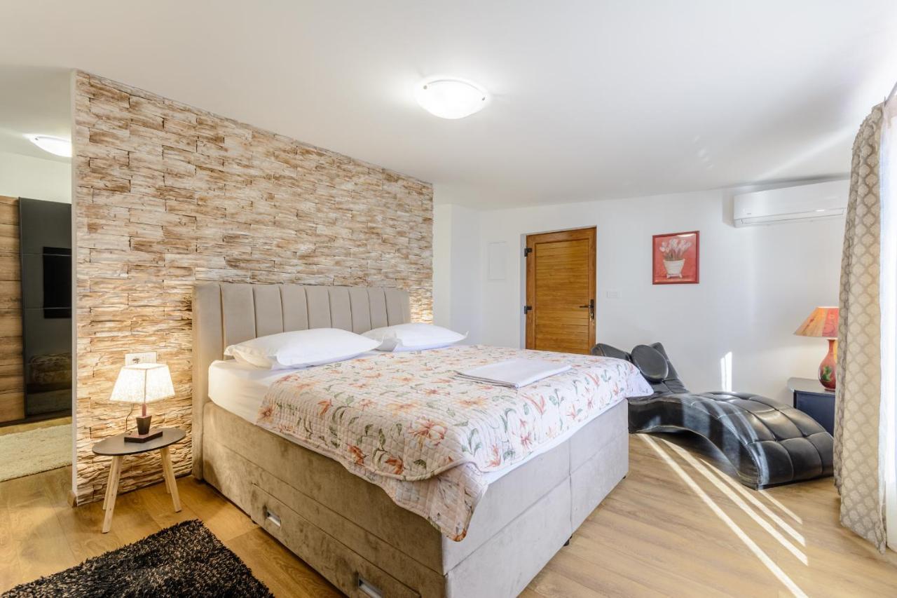 Villa Secluded Paradise Omis Ngoại thất bức ảnh
