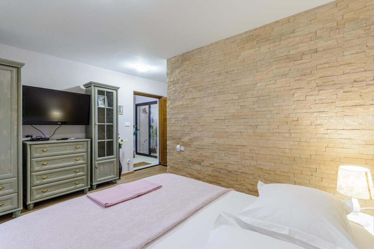 Villa Secluded Paradise Omis Ngoại thất bức ảnh