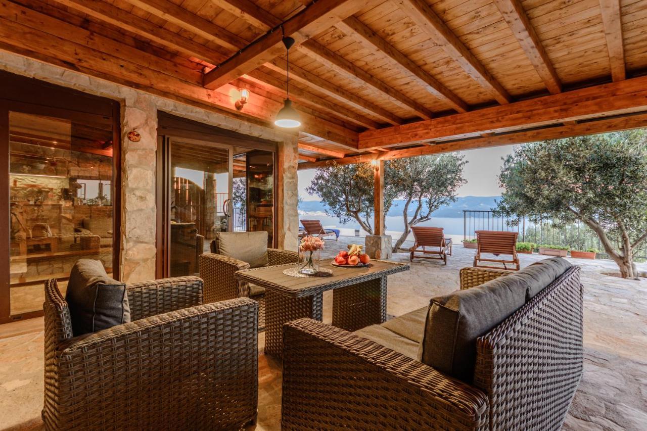 Villa Secluded Paradise Omis Ngoại thất bức ảnh