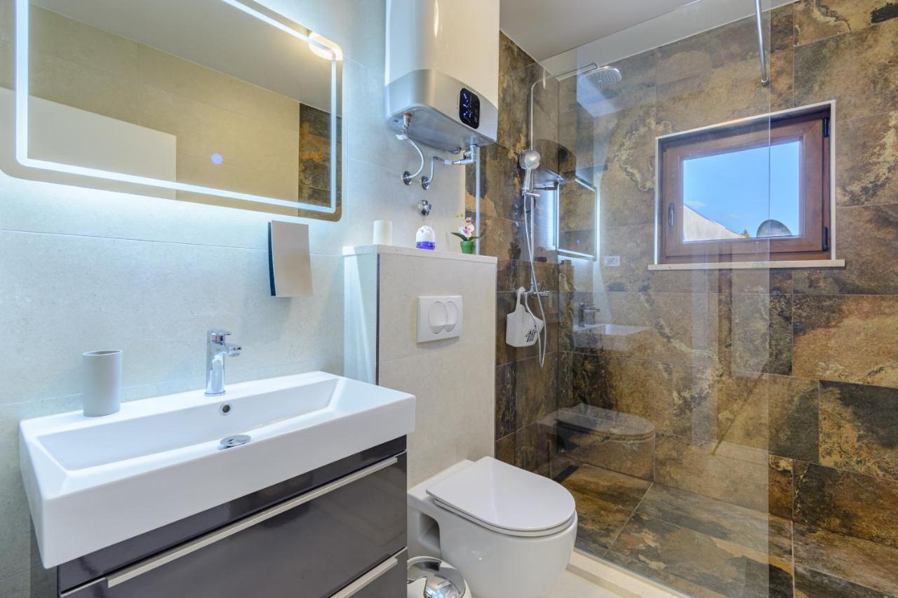 Villa Secluded Paradise Omis Ngoại thất bức ảnh